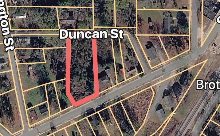 Pictures of Land property located at 210 Henry St, Latta, SC 29565 for sales - image #1