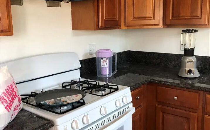 Pictures of Multifamily property located at 1560 N 11th Ave, Ontario, CA 91764 for sales - image #1