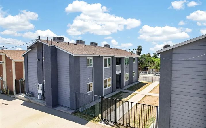 Pictures of Multifamily property located at 1304 Flower, Bakersfield, CA 93305 for sales - image #1