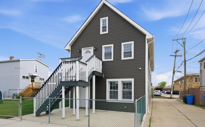 Pictures of Multifamily property located at 6145 W 54th Street, Chicago, IL 60638 for sales - image #1