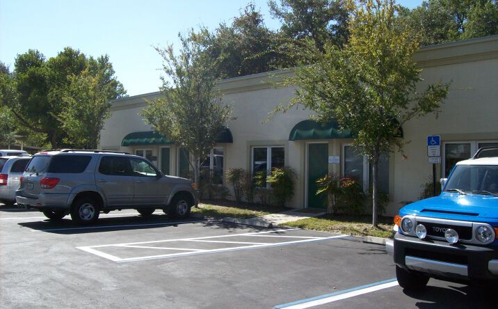 Pictures of Office property located at 5001 S MACDILL AVE, TAMPA, FL 33611-3877 for sales - image #1