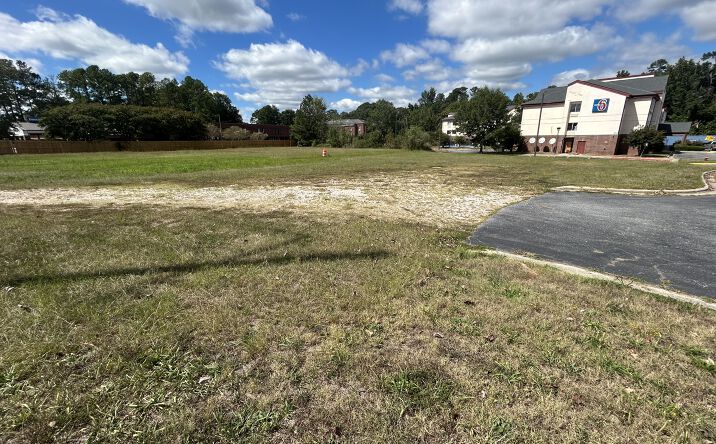 Pictures of Land property located at 1350 N WESLEYAN BLVD, ROCKY MOUNT, NC 27804 for sales - image #1