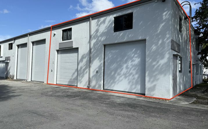 Pictures of Industrial property located at 1777 Blount Road 515, Pompano Beach, FL 33069 for sales - image #1