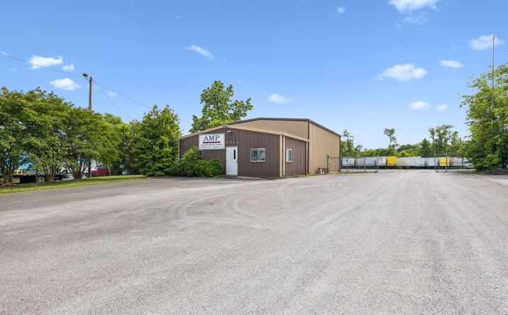 Pictures of Industrial property located at 1311 West College Street, Murfreesboro, TN 37129 for sales - image #1