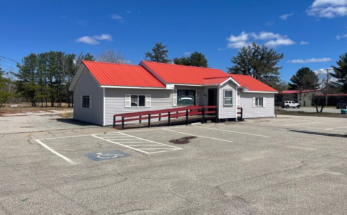 Pictures of Retail, Office, Land property located at 901 Main Street, Oxford, ME 04270 for sales - image #1