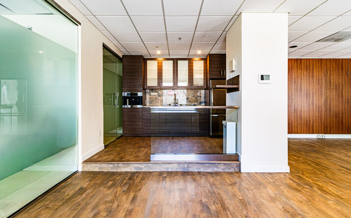 Pictures of Retail, Office property located at 400 Beale Street, Suite 103, San Francisco, CA 94105 for sales - image #1