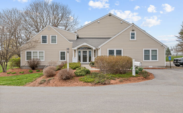 Pictures of Office property located at 385 South Street, Shrewsbury, MA 01545 for sales - image #1