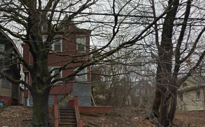 Pictures of Multifamily property located at 44 Taft Avenue, Staten Island, NY 10301 for sales - image #1