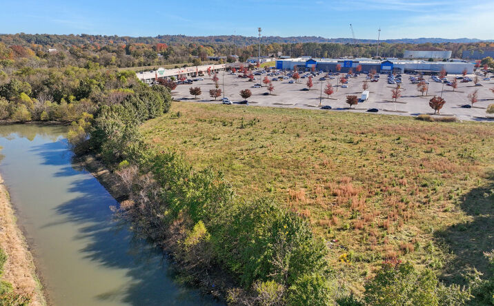 Pictures of Land property located at 320 Greenway View Drive, Chattanooga, TN 37411-4011 for sales - image #1