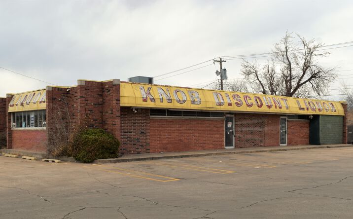 Pictures of Retail property located at 1317 SW 44TH ST, OKLAHOMA CITY, OK 73119-4035 for sales - image #1