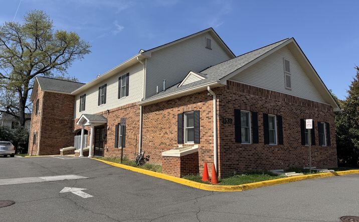 Pictures of Retail property located at 3538 Moncure Avenue, Falls Church, VA 22041 for sales - image #1