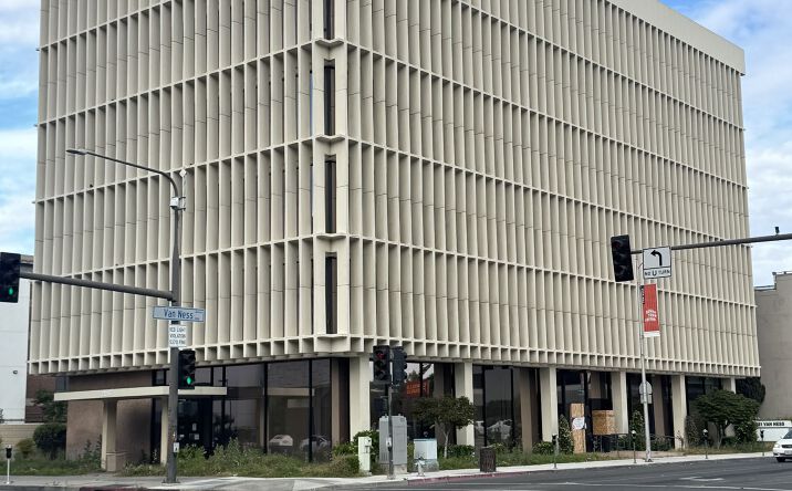 Pictures of Office property located at 1221 VAN NESS AVE FRESNO CA 93650, FRESNO, CA 93650 for sales - image #1