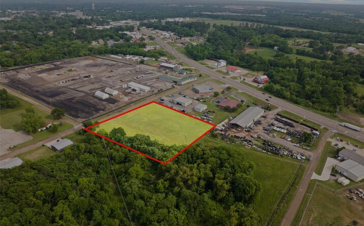 Pictures of Land property located at TBD Elsye Avenue, Mt Pleasant, TX 75455 for sales - image #1