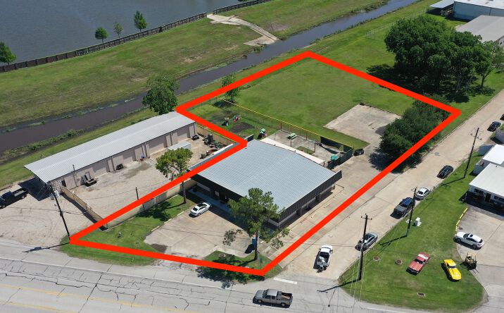 Pictures of Mixed Use, Special Purpose, Retail property located at 3111 S MAIN ST, PEARLAND, TX 77581-4713 for sales - image #1