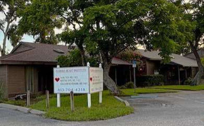 Pictures of Office property located at 101-110 Southern Oaks Dr & Thonotosassa Rd & Baker St, Plant City, FL 33563 for sales - image #1