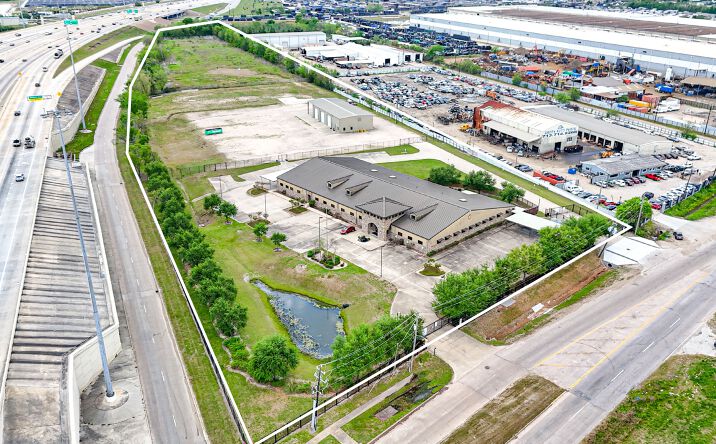 Pictures of Industrial property located at 2990 Holmes Road, Houston, TX 77051 for sales - image #1