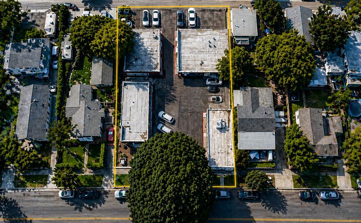 Pictures of Office, Retail property located at 3039 Jefferson Street, Carlsbad, CA 92008 for sales - image #1