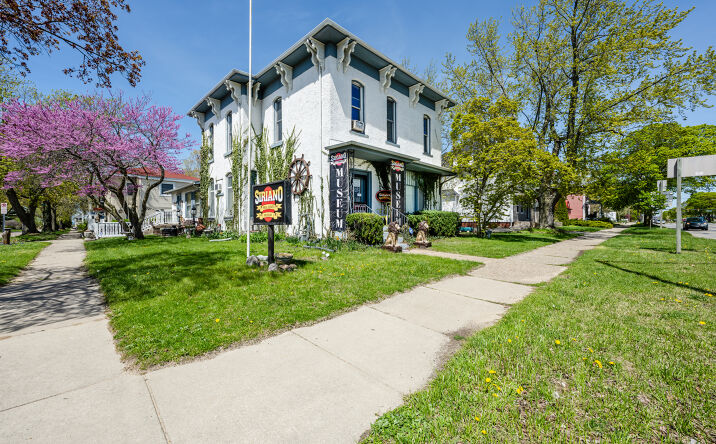 Pictures of Retail, Office, Special Purpose property located at 922 Main Street, St Joseph, MI 49085 for sales - image #1
