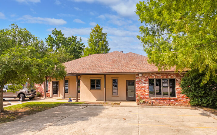 10527 Kentshire Court, Baton Rouge