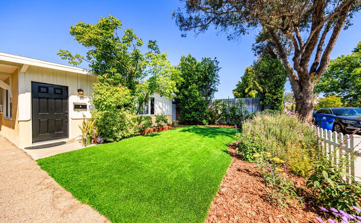 Pictures of Multifamily property located at 5629 Cleon, North Hollywood, CA 91601 for sales - image #1