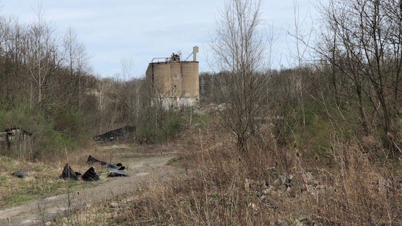 Universal Rd, Pittsburgh, PA 15235