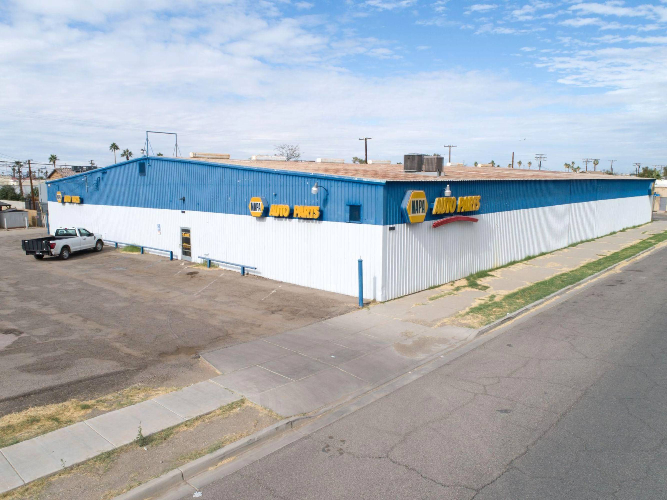 839 Emerson Ave, Calexico, CA 92231