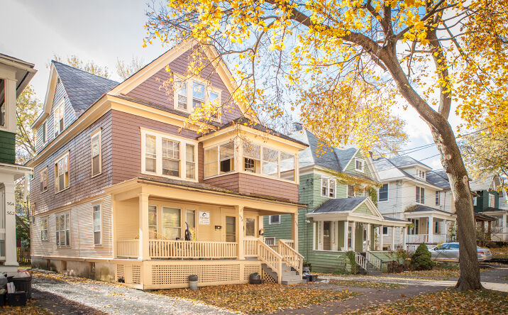 Pictures of Multifamily property located at 556 Clarendon Street, Syracuse, NY 13210, 560-562 Clarendon Avenue, Syracuse, NY 13210 for sales - image #1