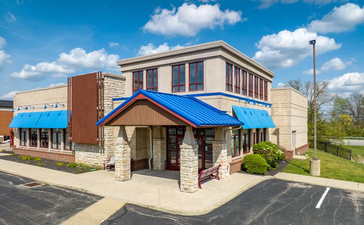 Pictures of Retail property located at 5063 Bowen Drive, Mason, OH 45040 for sales - image #1