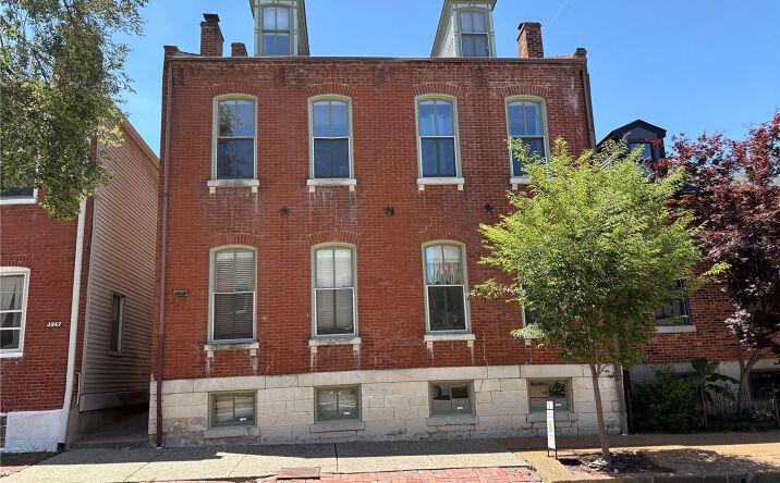 Pictures of Multifamily property located at 2343 Menard Street, St. Louis, MO 63104 for sales - image #1