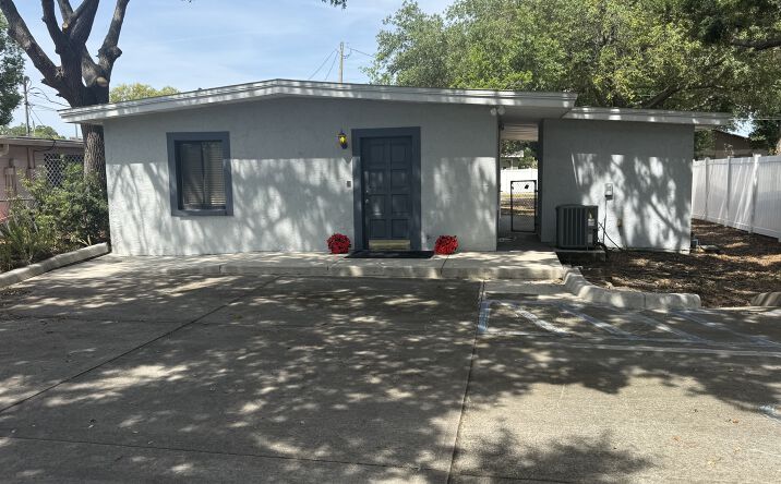 Pictures of Office property located at 5101 Andrus Avenue, Orlando, FL 32804 for sales - image #1
