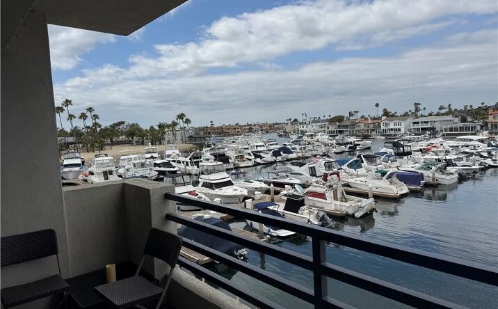 Pictures of Multifamily property located at 4165 Warner Avenue, Huntington Beach, CA 92649 for sales - image #1