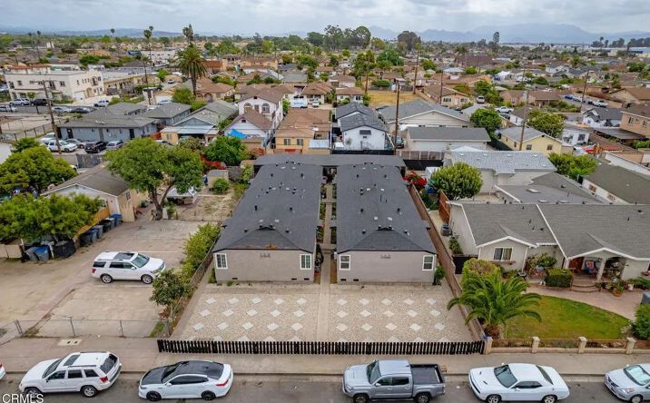 Pictures of Multifamily property located at 136 N Garfield Avenue, Oxnard, CA 93030 for sales - image #1