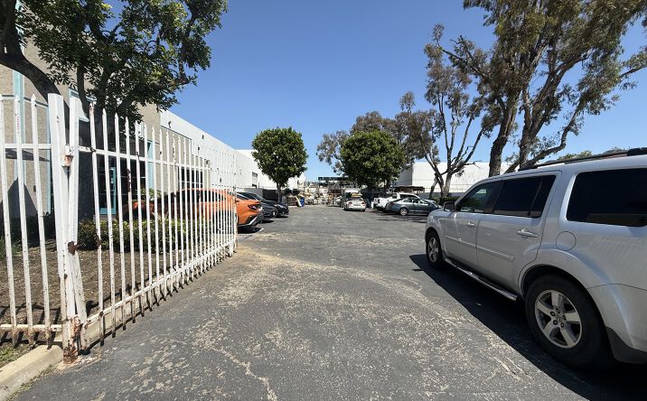 Pictures of Retail property located at 560 Union Avenue, Pomona, CA 91768 for sales - image #1
