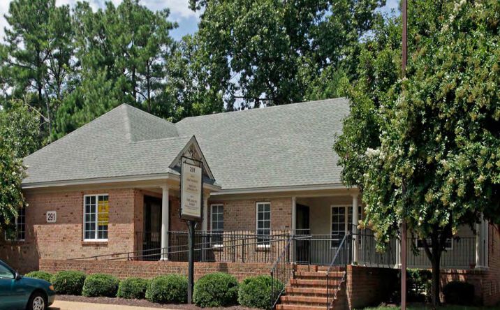 Pictures of Office property located at 291 McLaws Circle, Suite 2, Williamsburg, VA 23185-5525 for sales - image #1