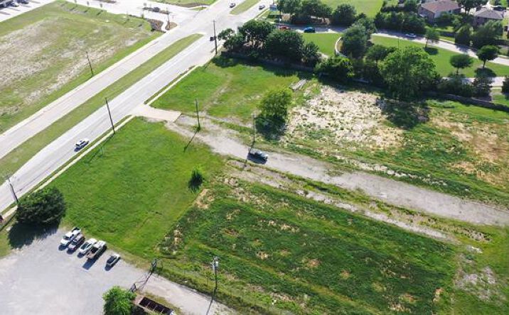Pictures of Land property located at 920 W White Street, Anna, TX 75409 for sales - image #1
