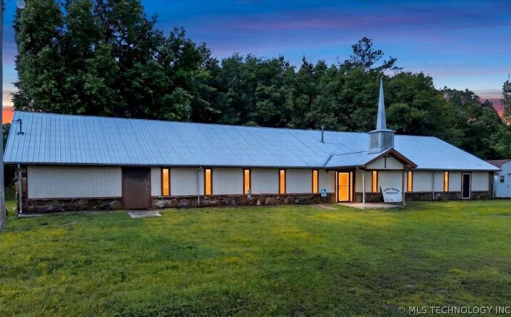 Pictures of Special Purpose property located at 8377 SE Cravens Road, Red Oak, OK 74563 for sales - image #1