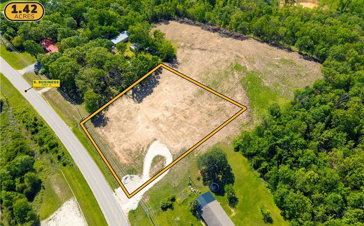 Pictures of Land, Multifamily property located at 1607 S Business Route 5, Camdenton, MO 65020 for sales - image #1