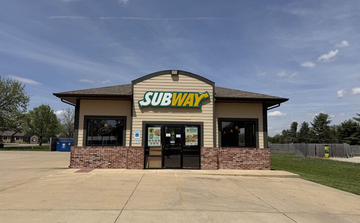 Pictures of Retail property located at 500 BUCKEYE Road, Pleasant Plains, IL 62677 for sales - image #1