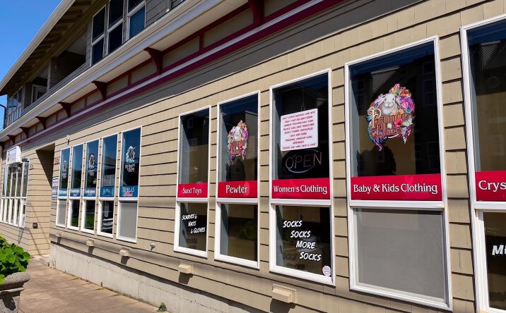 Pictures of Retail property located at 312-314 NW COAST ST Street, Newport, OR 97365 for sales - image #1