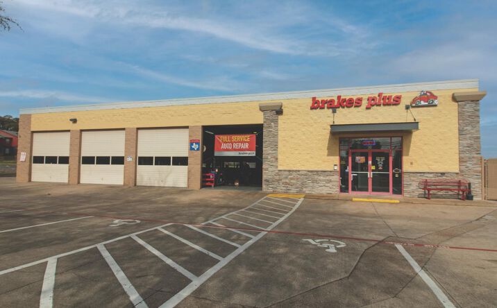 Pictures of Retail property located at 240 W Harwood Rd, Euless, TX 76039 for sales - image #1