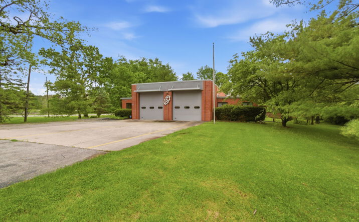 Pictures of Retail, Office, Special Purpose property located at 7731 Traders Lane, Indianapolis, IN 46278 for sales - image #1