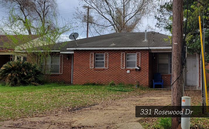Pictures of Multifamily property located at 331 Rosewood Drive, Alexandria, LA 71301 for sales - image #1