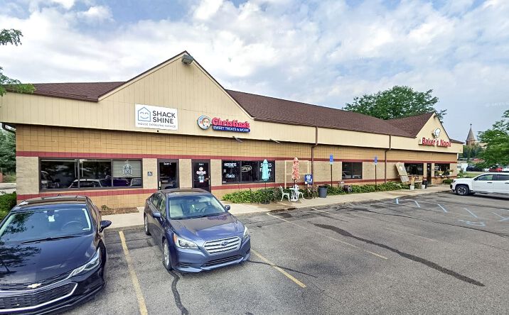 Pictures of Retail property located at 901 W Michigan Avenue, Saline, MI 48176 for sales - image #1