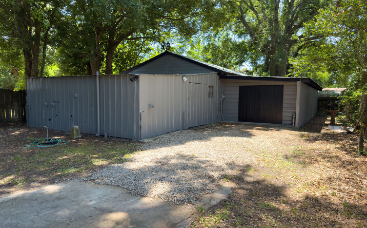 Pictures of Industrial, Self Storage property located at 2807 West Gadsden Street, Pensacola, FL 32505 for sales - image #1