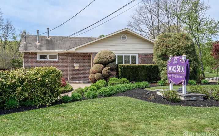 Pictures of Office property located at 355 Buckelew Avenue, Monroe, NJ 08831 for sales - image #1