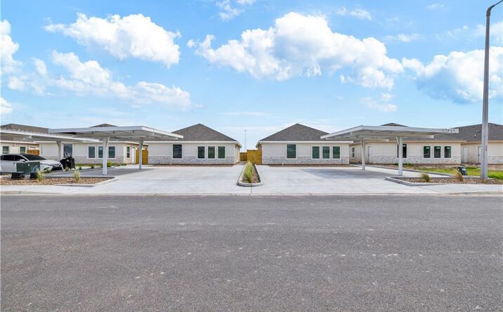 Pictures of Multifamily property located at 5322 Vision Street, Rio Grande City, TX 78582 for sales - image #1