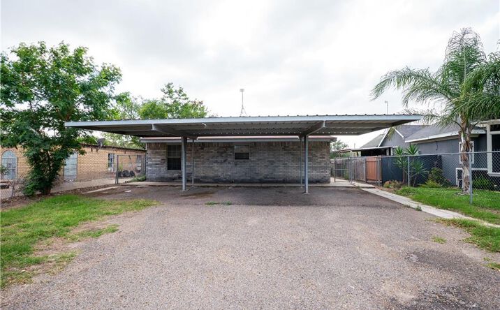 Pictures of Multifamily property located at 619 W Oak Street, Alton, TX 78573 for sales - image #1