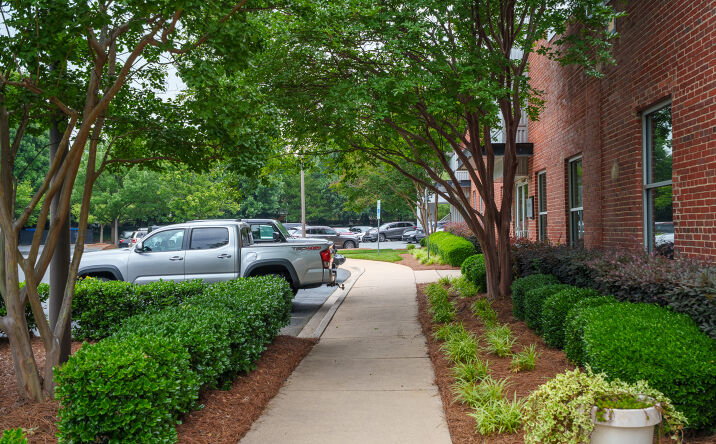 Pictures of Office property located at 2030 S Tryon St, Charlotte, NC 28203 for sales - image #1