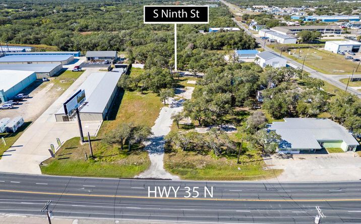 Pictures of Retail, Office, Land property located at 3031 Highway 35 N, Rockport, TX 78382 for sales - image #1