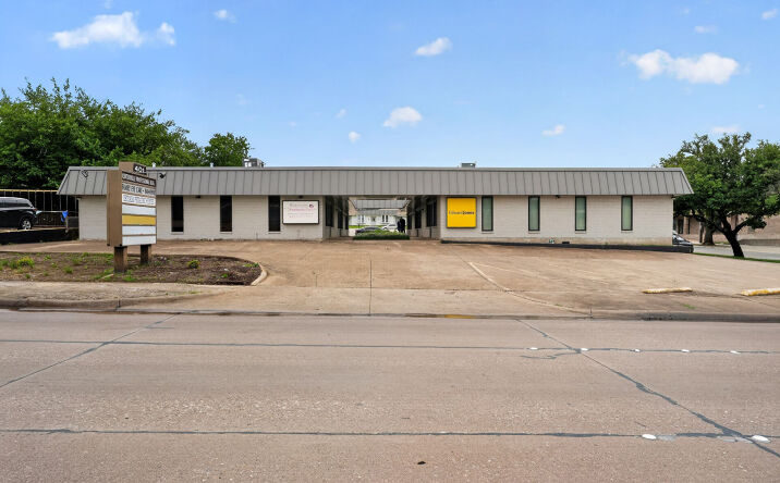 Pictures of Retail, Office, Special Purpose property located at 401 West Centerville Road, Garland, TX 75041 for sales - image #1
